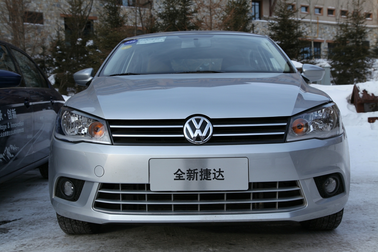  p data-id="go0mw30sf3">新捷达是一汽-大众捷达于2013年3月9日推出