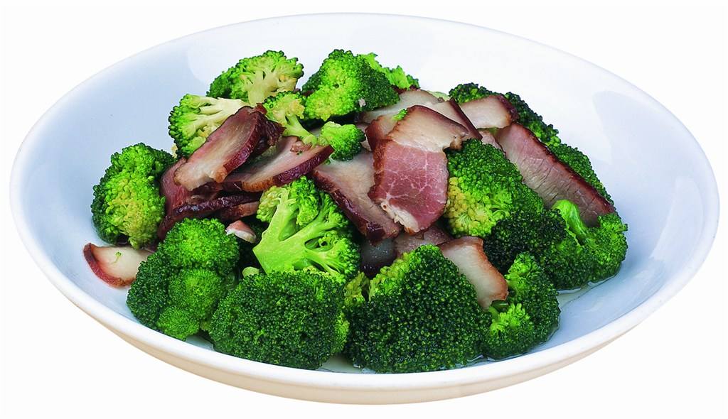 西兰花炒腊肉