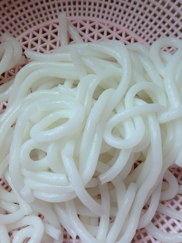  p data-id="gn7em6mh5c">鸡子酒赖粉是一道