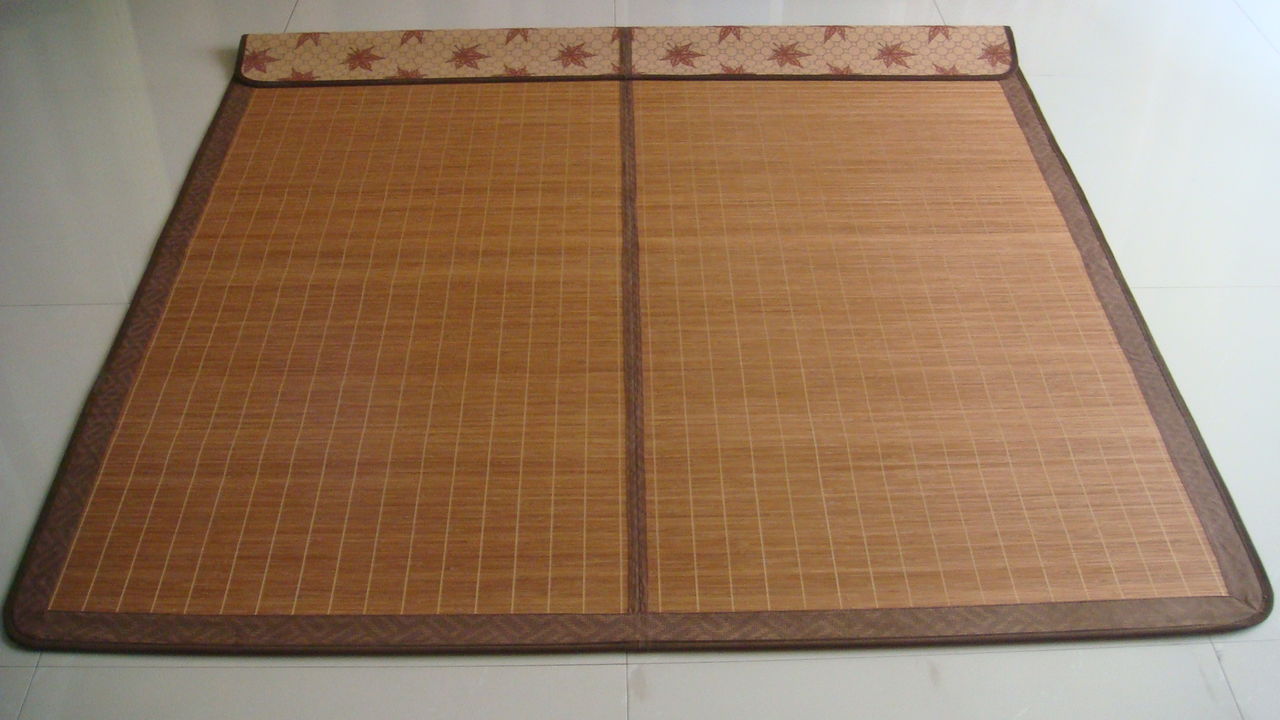  p>进入八十年代,由于水竹凉席不便于进行机械化操作,竹业加工企业者