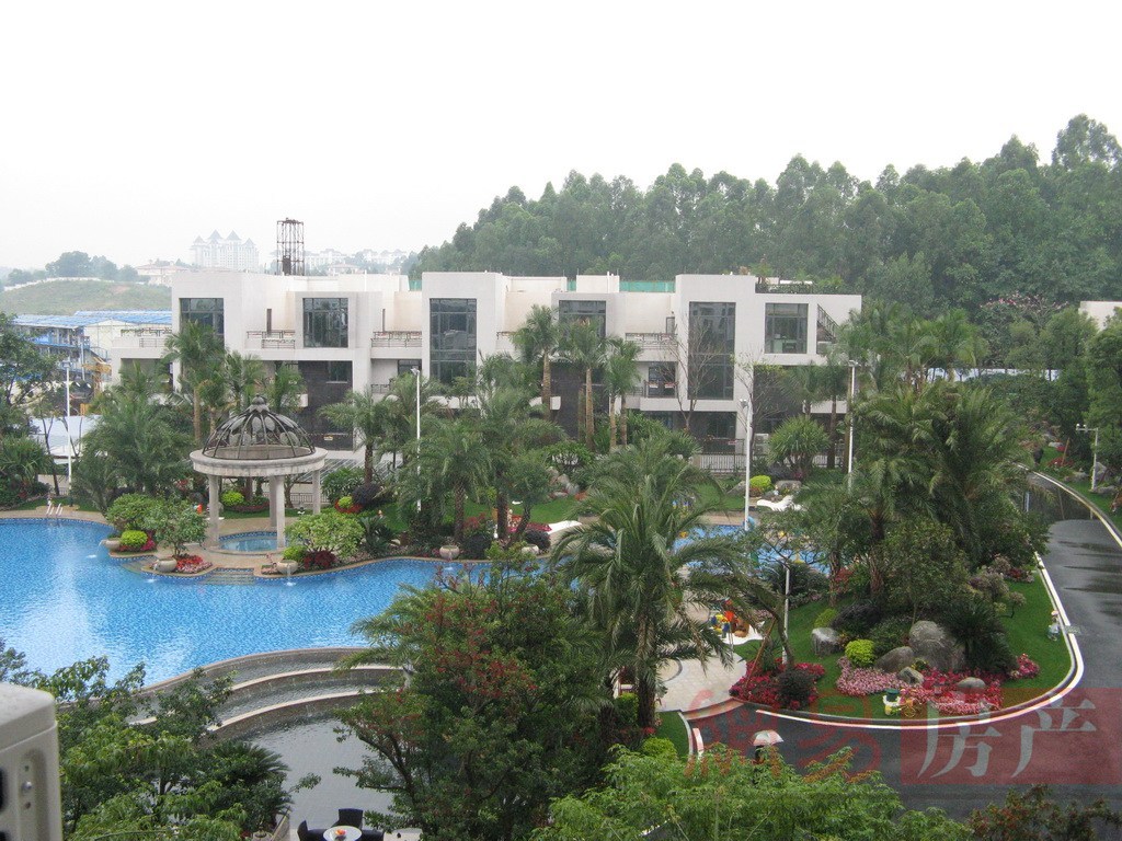 ="gnwlodoez2">观澜碧桂园坐落于"深港后花园""高尔夫名镇"东莞塘厦镇