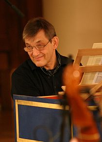  p>特雷沃·大卫·平诺克(trevor david pinnock,16th december,1946)