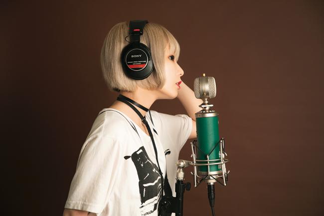  p>reol(れをる)是一名日本歌手,兼作词作曲.