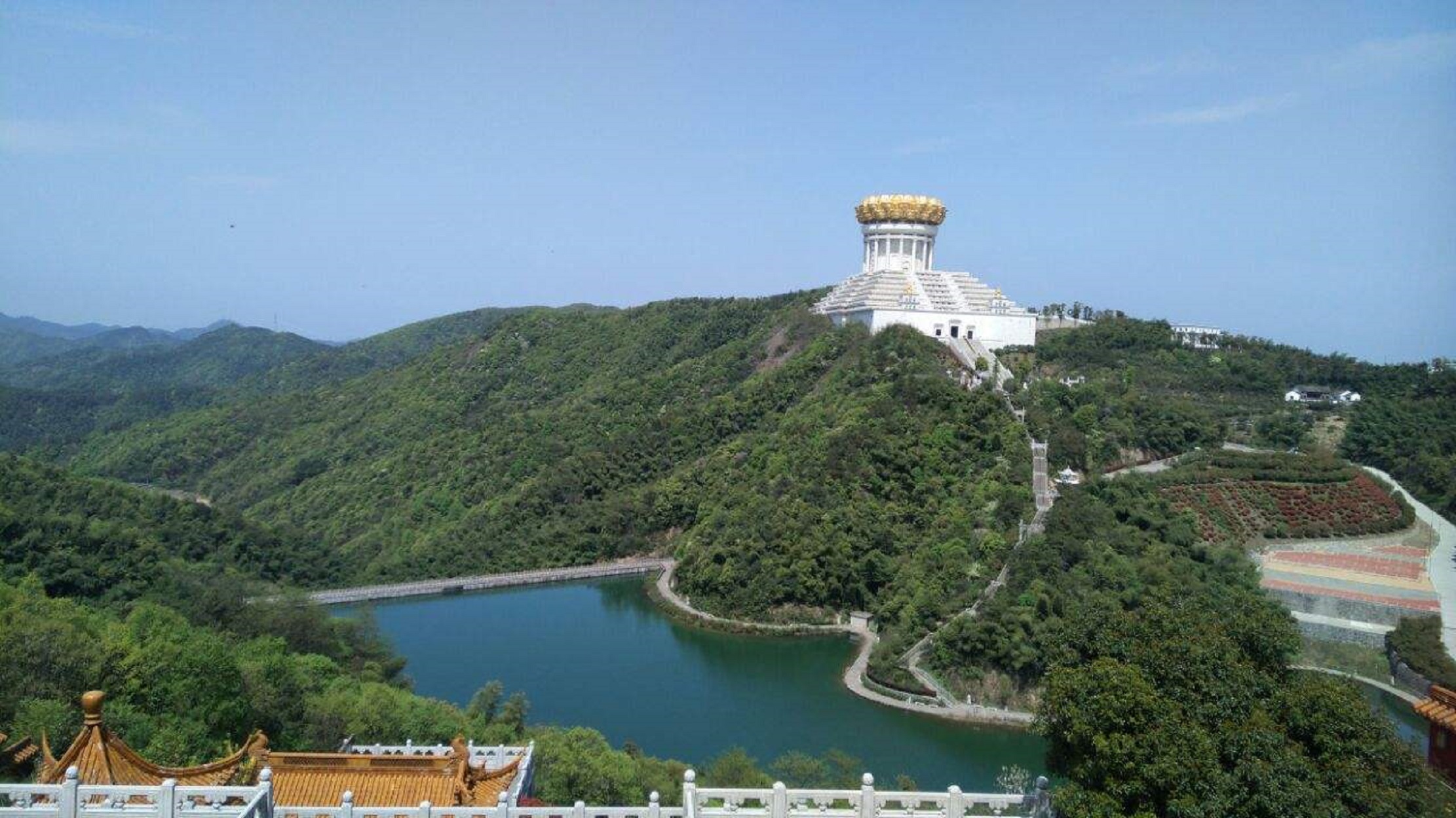  p>绍兴城东南的会稽山,因 a target="_blank" href="/item/大禹