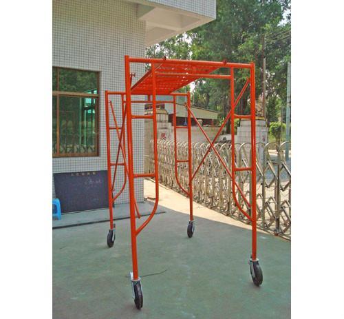  p>小横杆是双排 a target="_blank" href="/item/扣件式钢管脚手架