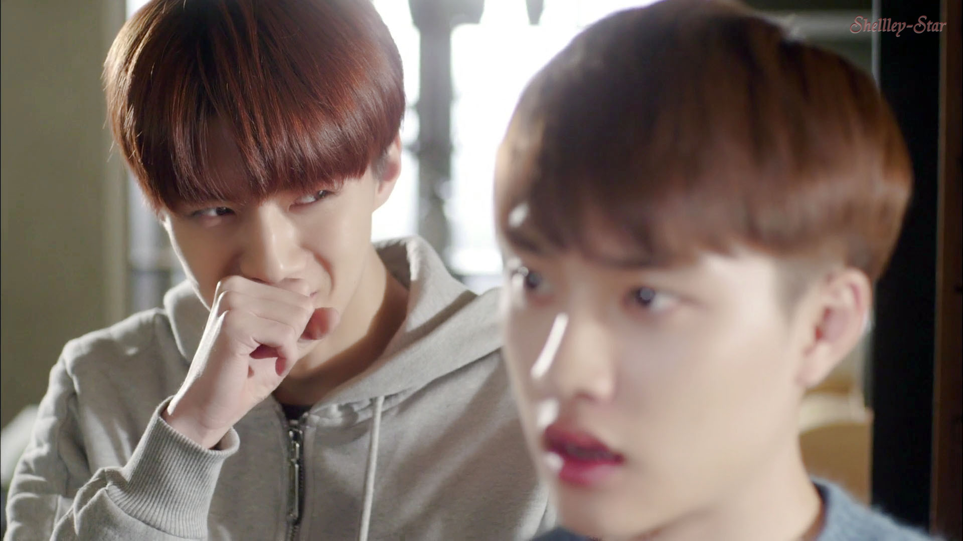  p>《我邻居是exo》是由李权执导, a href="#" data-lemmaid="1225236