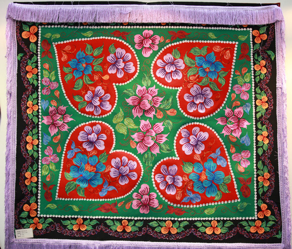  p> a target="_blank" href="/item/哈萨克族/158358" data-lemmaid=