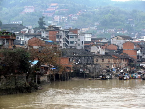 坦洋工夫红茶以外销为主,先沿长溪水路集中赛岐码头,再转运福州口岸出
