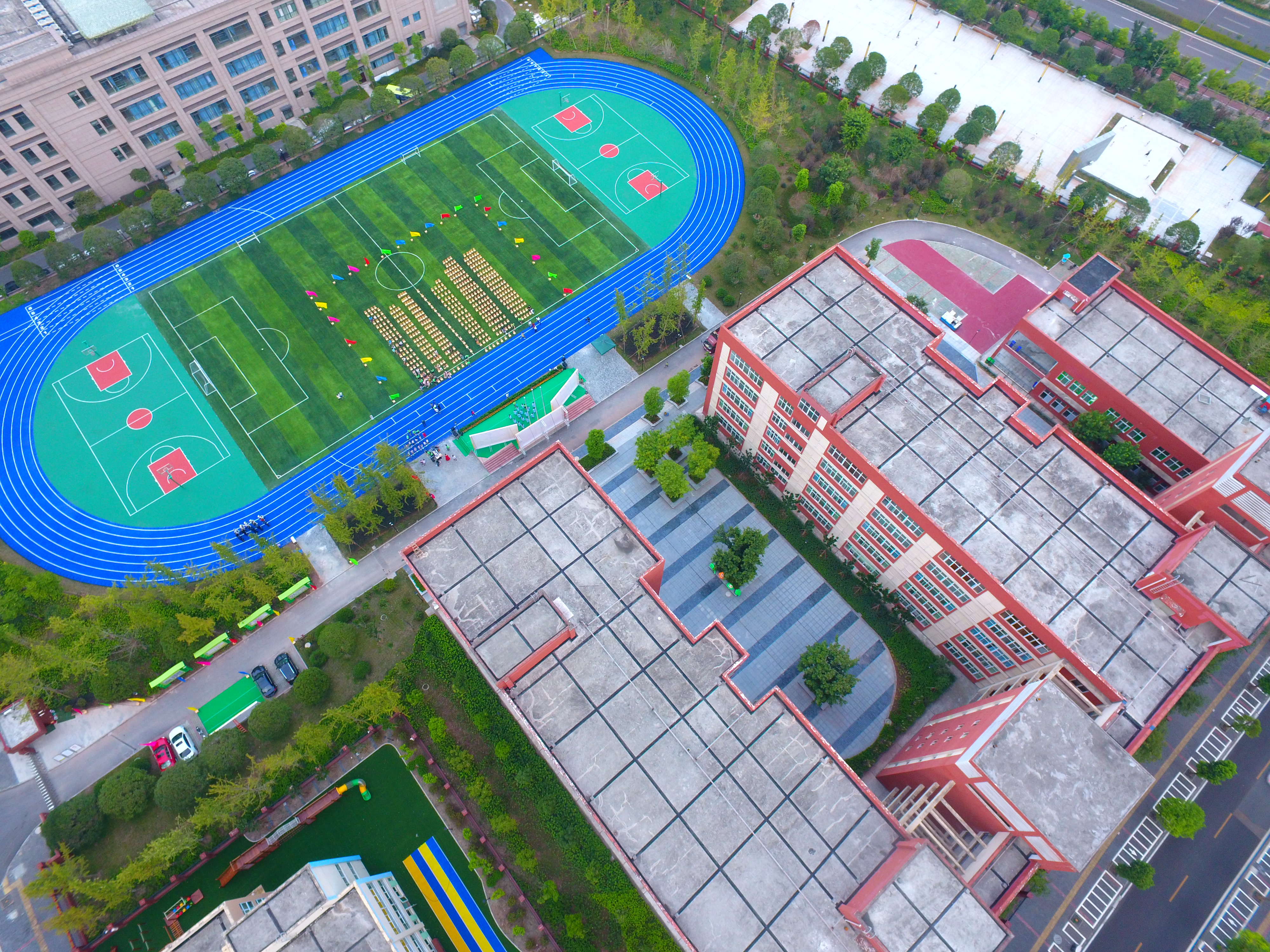 重庆市沙坪坝区学府悦园第一小学校