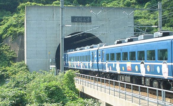 日本青函海底隧道