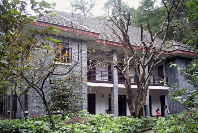  p>黄山蒋介石官邸,位于 a target="_blank" href="/item/重庆/23586"