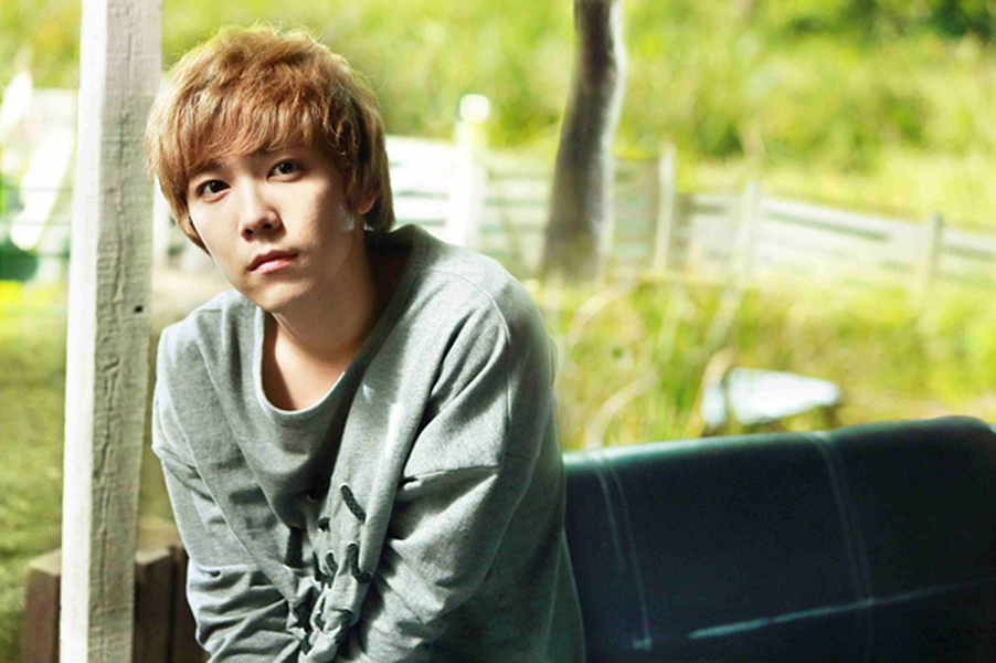  p>李洪基(         ),1990年3月2日出生于韩国京畿道城南市盆唐区