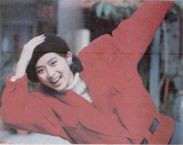 刘瑞琪：23岁成名，当红时因病暂退，40岁不到即成“母亲专业户”_百科TA说