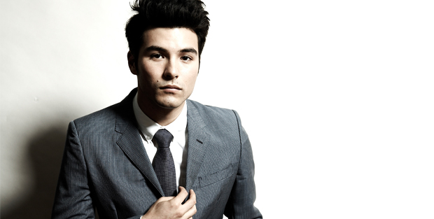  p>凤小岳(rhydian vaughan),1988年3月10日出生,华语影视男演员,模特