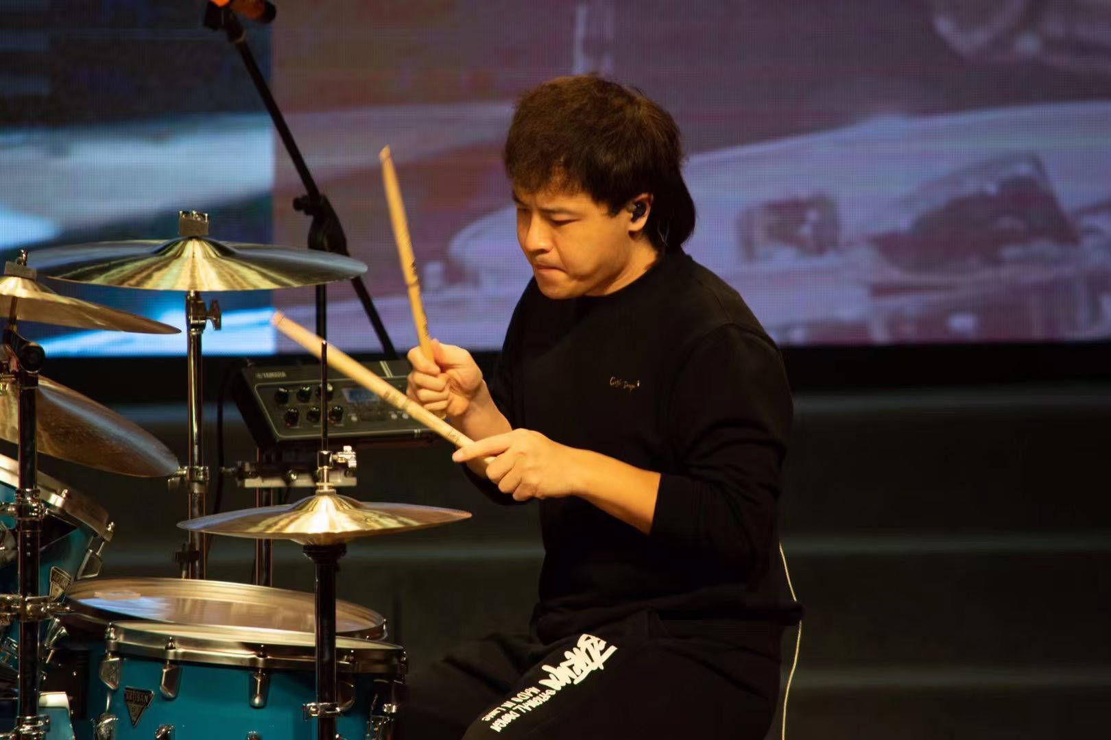 籍, span class="ref" data-ctrid="tddapqwsyvrm">青年爵士鼓演奏家