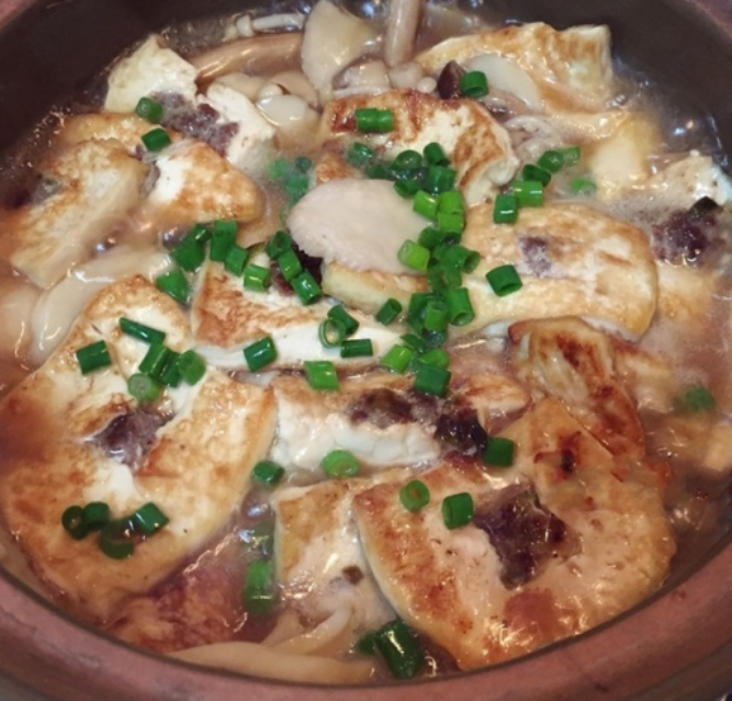 杂菌豆腐煲