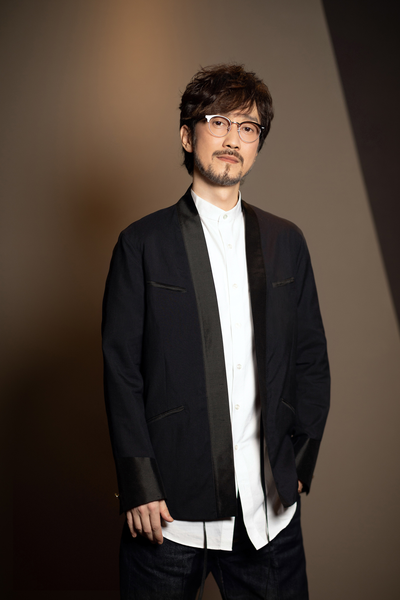  p>周传雄(steve chou),1969年6月7日生于台湾省台中市,祖籍湖北省