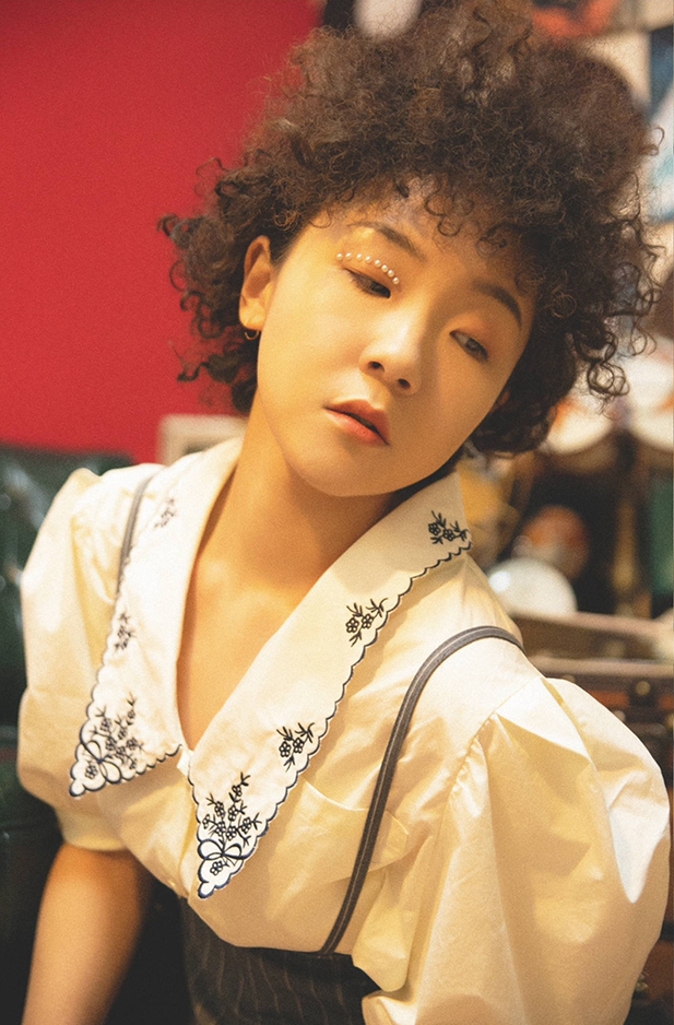  p>张钰,1995年9月2日出生于北京市,中国内地女歌手.