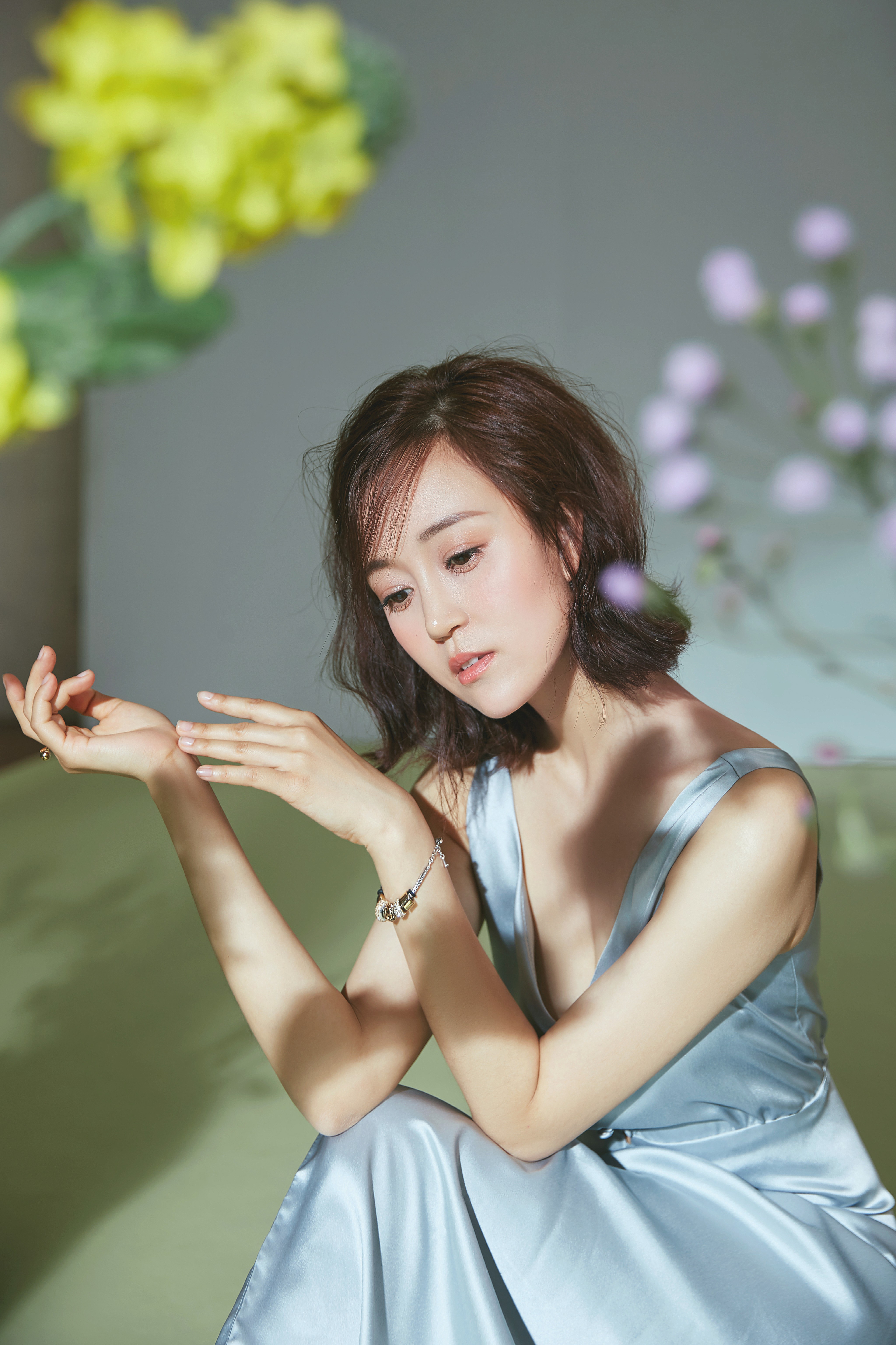  p>闫子墨(原名:闫婕),出生于陕西省,毕业于 a target="_blank" href=