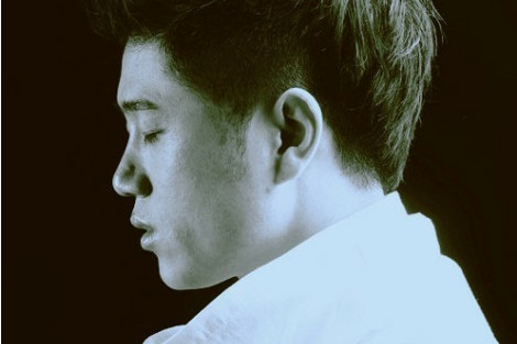  p>《爱就坚持到最后》是吕品的原唱歌曲,吕品填词,吕品作曲. /p>