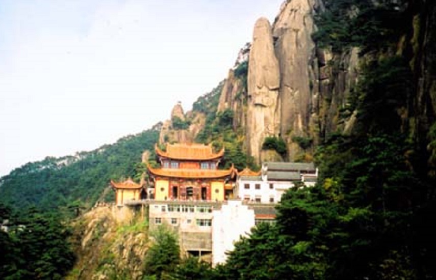  p data-id="gnwy3iub91">九顶灵山寺位于蒙城 a target="_blank"