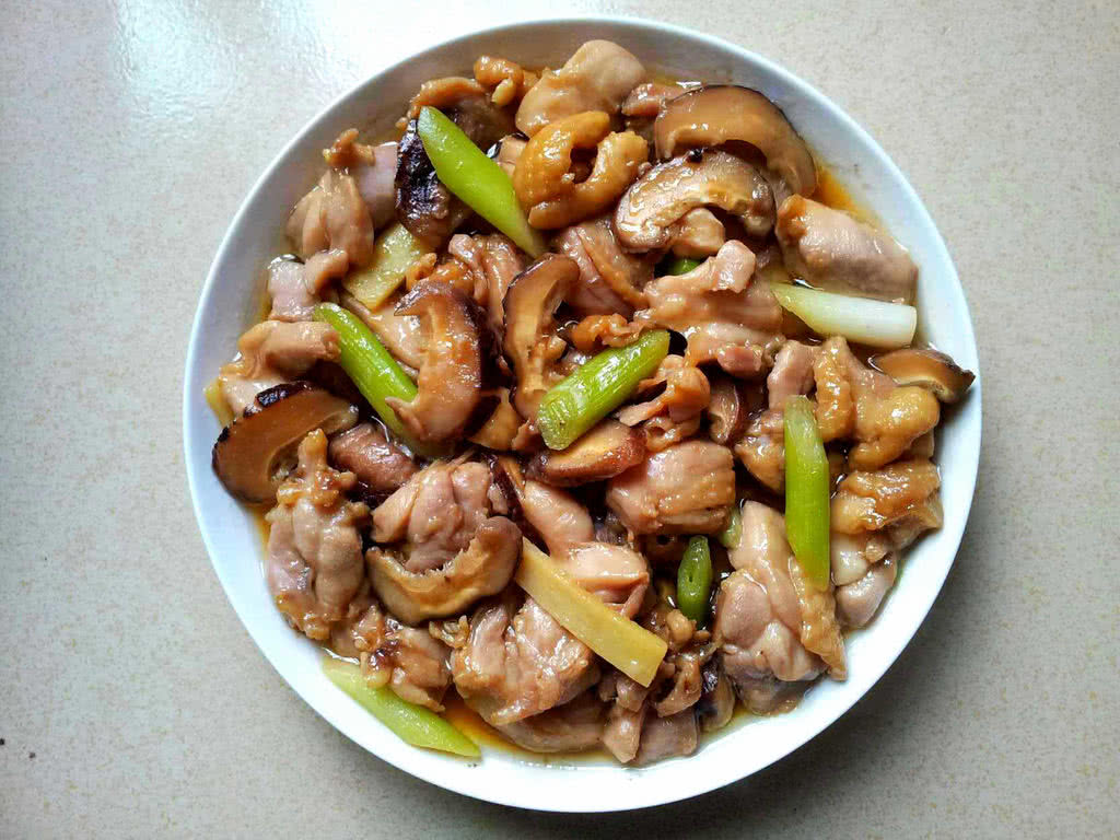 冬菇蒸鸡