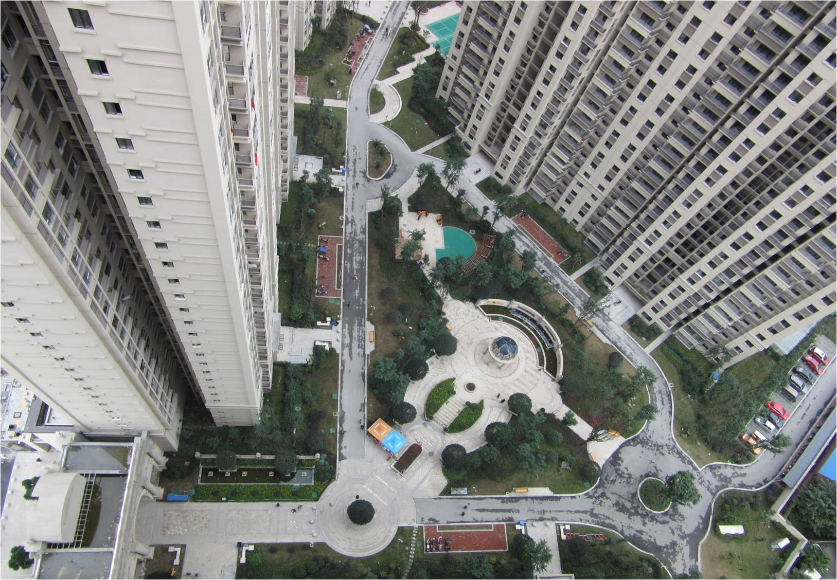  p data-id="sbpwfxcspdyu">圣名国际广场地处江油城市中心商圈中心