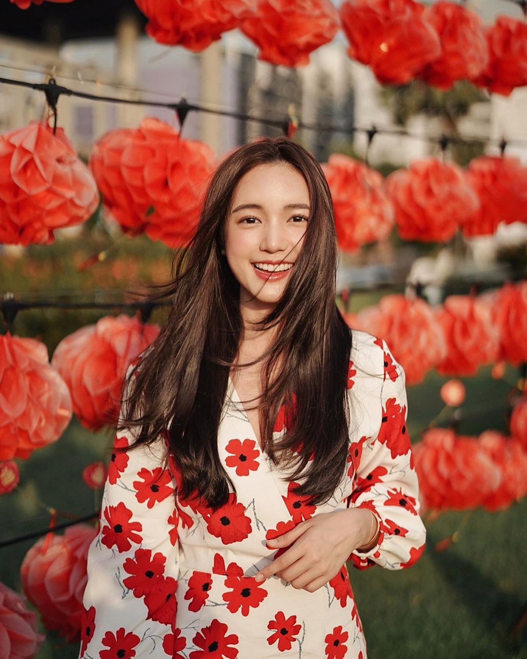  p>娜琳迪帕·莎功昂格派(bua),1989年8月12日出生于泰国曼谷,泰国3台