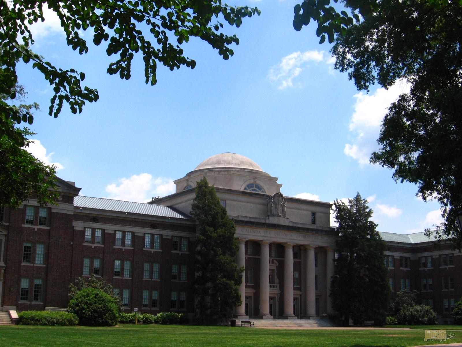 戴维森学院美国新闻与世界报道杂志评选的全美最佳文科院校中始终排名