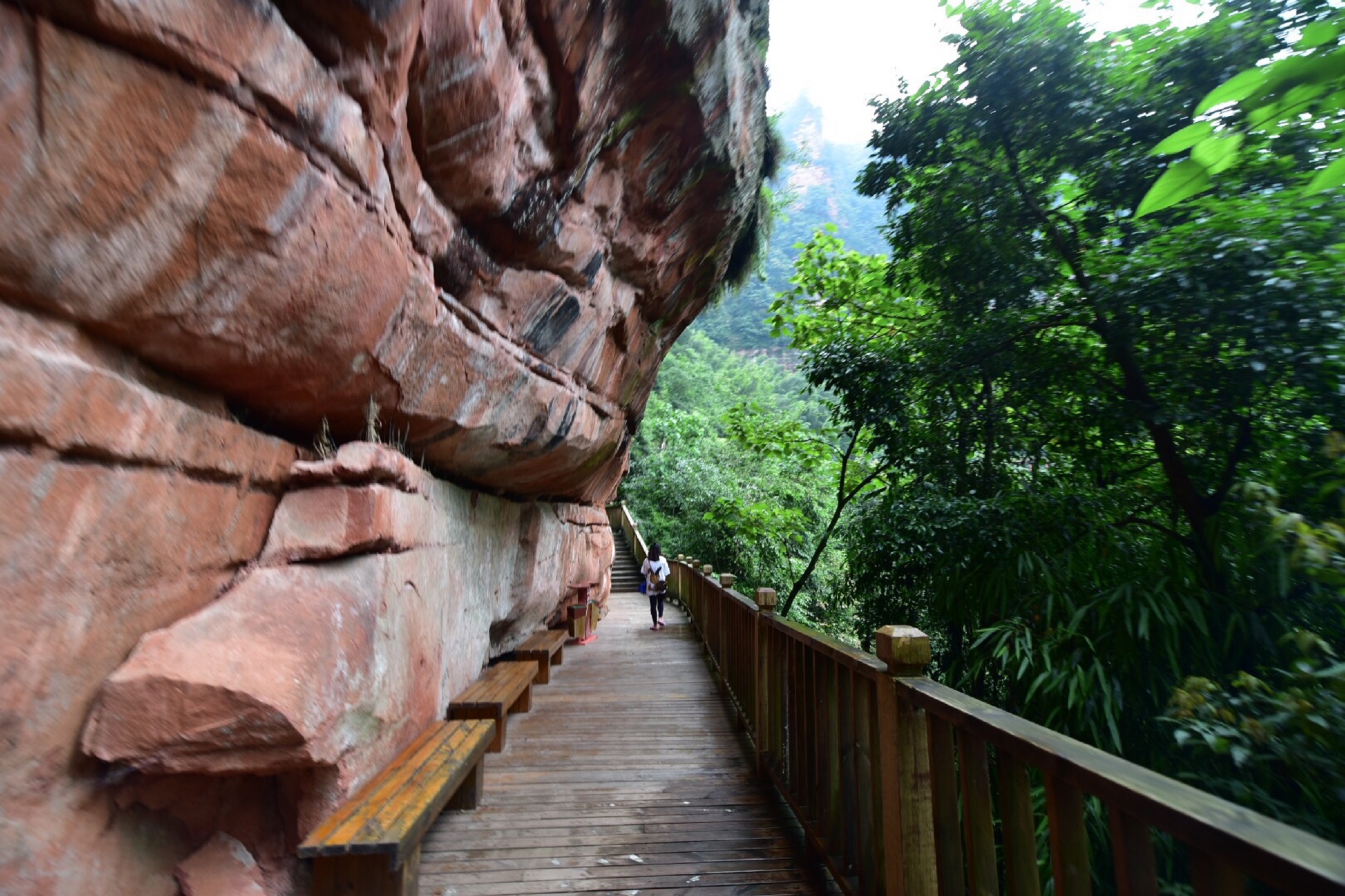 区 /a>·佛光岩景区(原名 a target="_blank" href="/item/五柱峰景