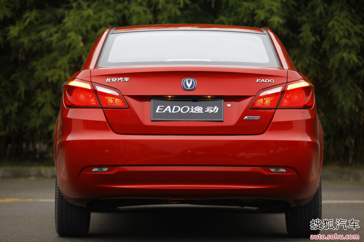  p>逸动(eado)是 a target="_blank" href="/item/长安汽车/1617266"