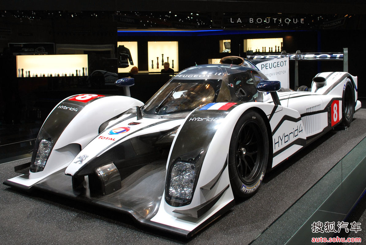 ">勒芒 /a>跑车,搭配 a target="_blank" href="/item/标致/10947625"