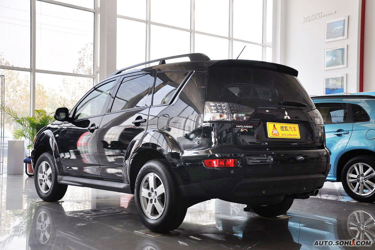  a target="_blank" href="/item/三菱欧蓝德/296818" data-lemmaid="