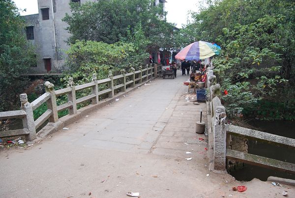  p data-id="gocupmxxi6">花石镇,湖南省湘潭市湘潭县下辖镇,坐落于