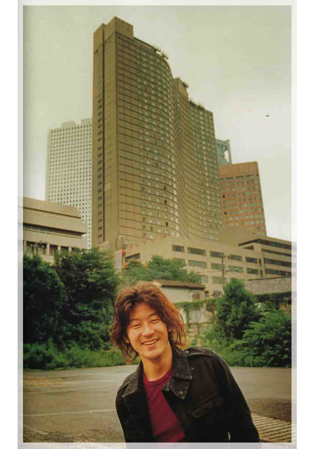  p>浅野忠信(日文假名:あさの ただのぶ;日文罗马字:tadanobu asano)