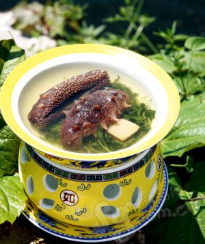  p>海参汤是以海参为主材制作的菜肴. /p>