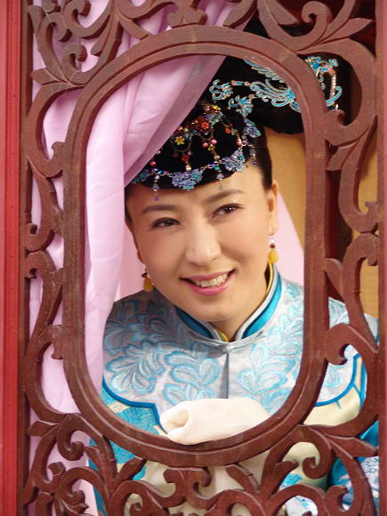 >《贵妃还乡》是一部 a target="_blank" href="/item/二人转/234768"