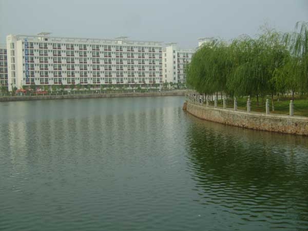 赣江职业技术学院