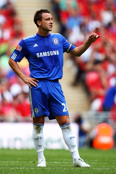  p>约翰·特里(john terry),1980年12月7日出生于英格兰东伦敦巴金,前