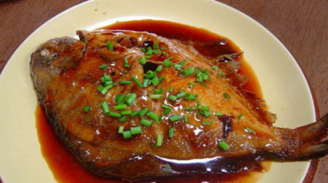 红烧红鲳鱼