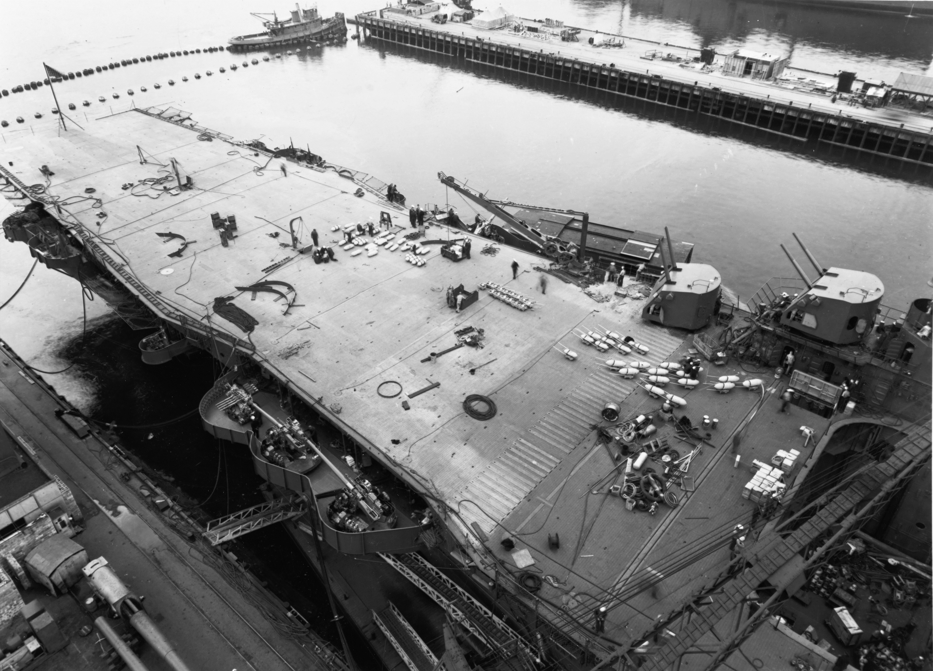  p>列克星敦级航空母舰(英文: b>lexington class aircraft carrier 