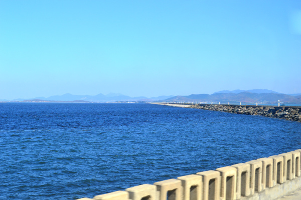 南浦港西海拦河大坝