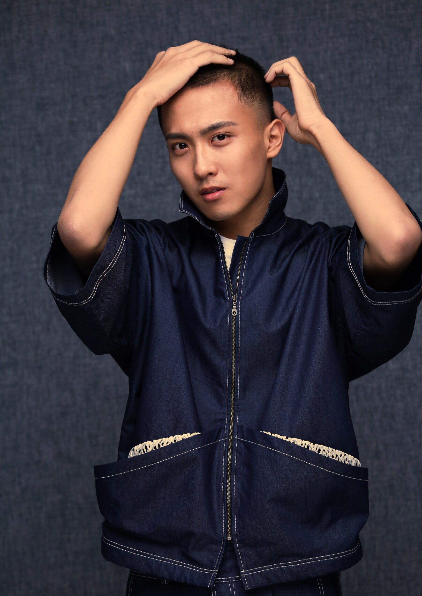  p data-id="go0imknhdy">李政阳,1992年出生于中国,毕业于 a target=