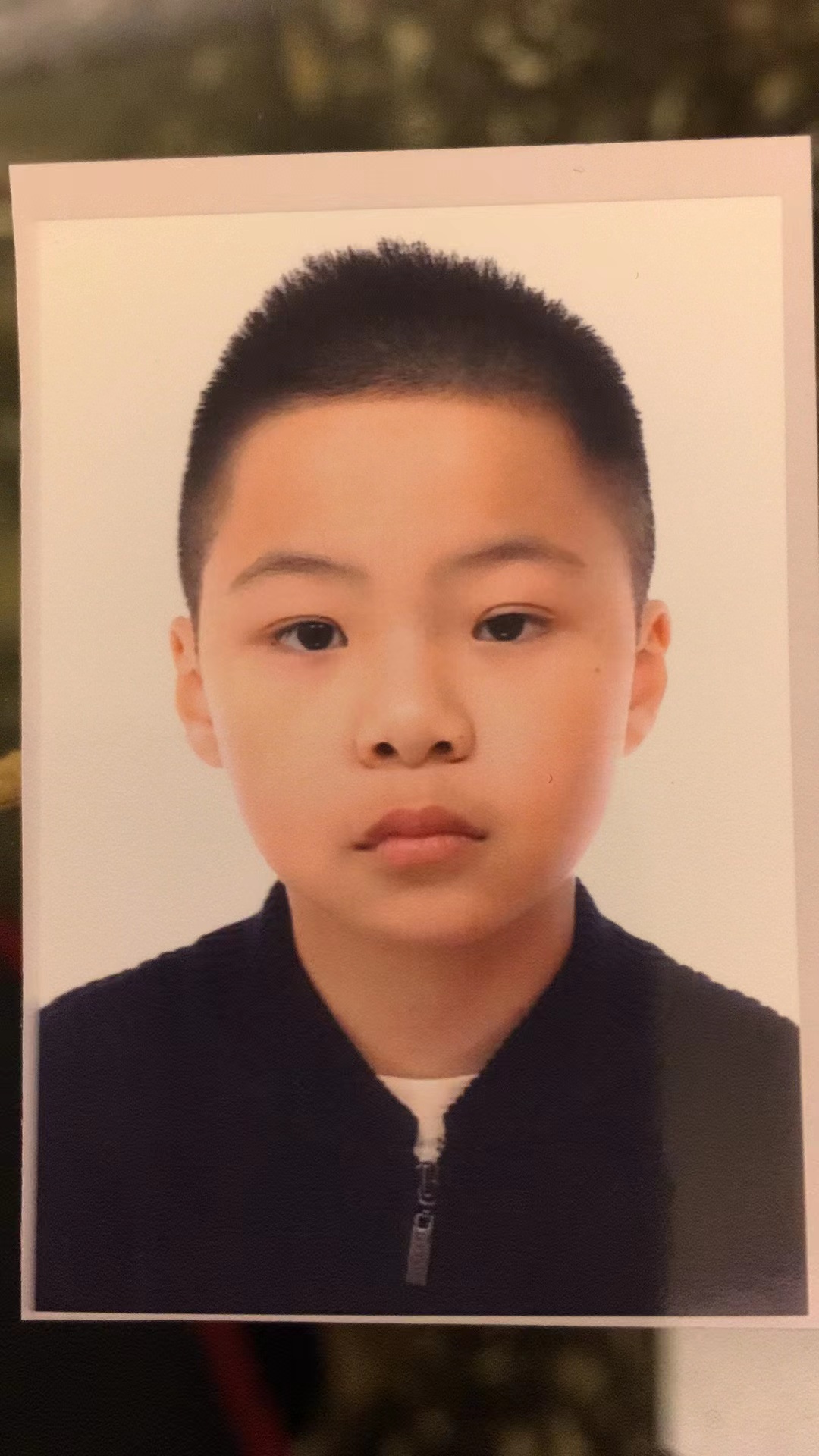  p data-id="gn4wum5maj">邓祁之,2007年11月30日出生于香港,童星