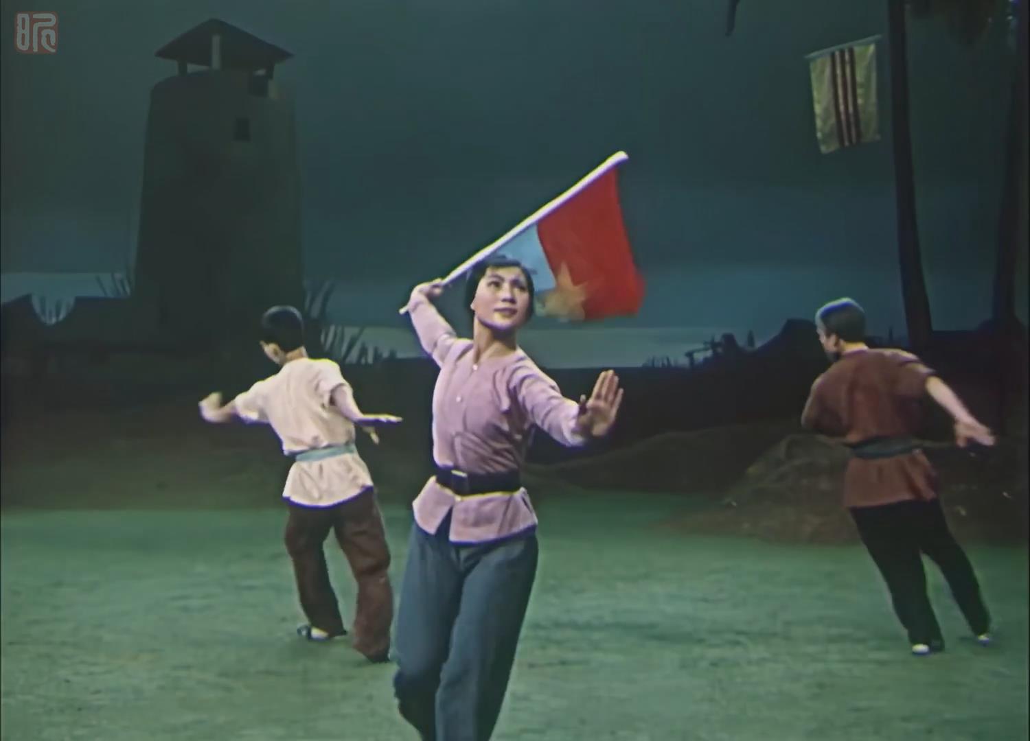  p>《椰林怒火》是 a target="_blank" href="/item/八一电影制片厂