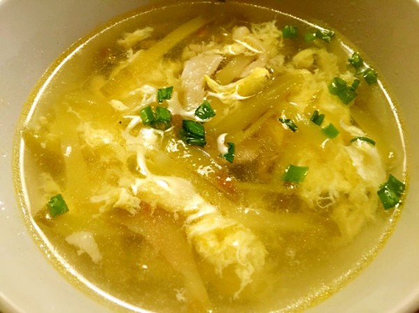 榨菜肉丝鸡蛋汤