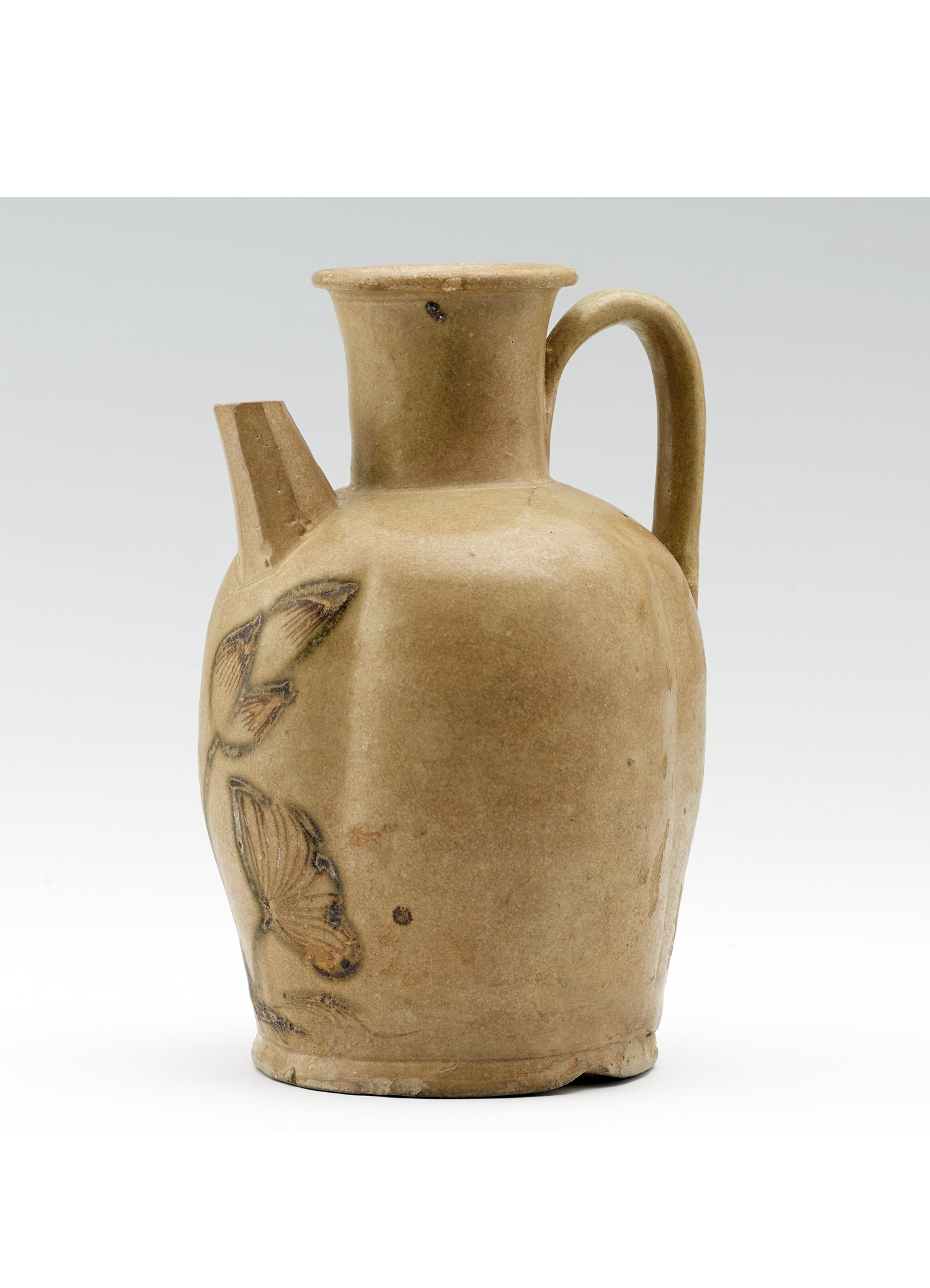  p>唐长沙窑青釉褐绿彩荷花纹执壶是一件唐代的陶瓷. /p>