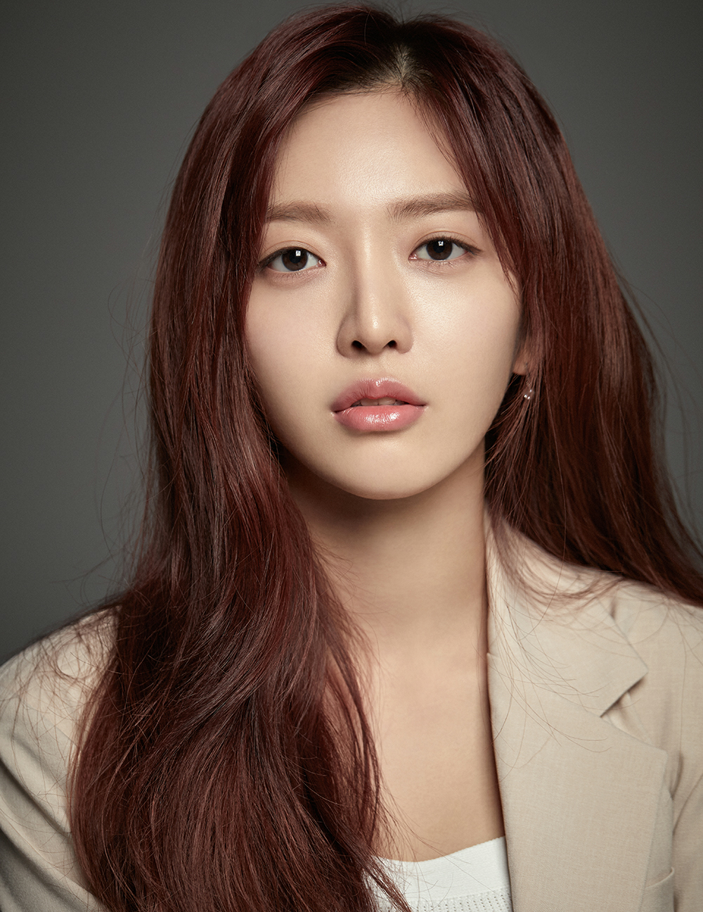 chan mi),1996年6月19日出生于韩国庆尚北道龟尾市,韩国女歌手,演员