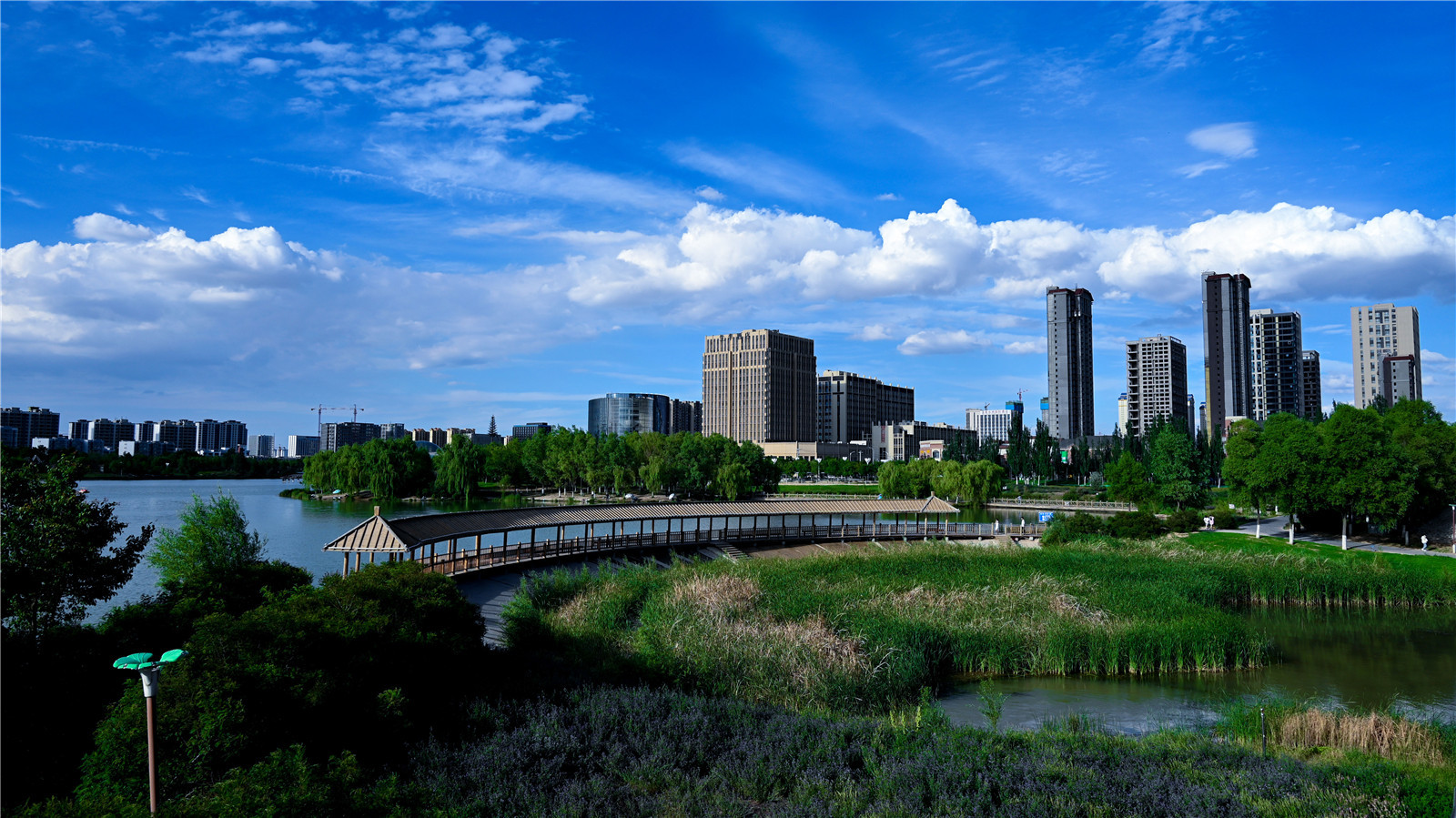 国家级新区 /a>,隶属 a target="_blank" href="/item/甘肃省/684374"