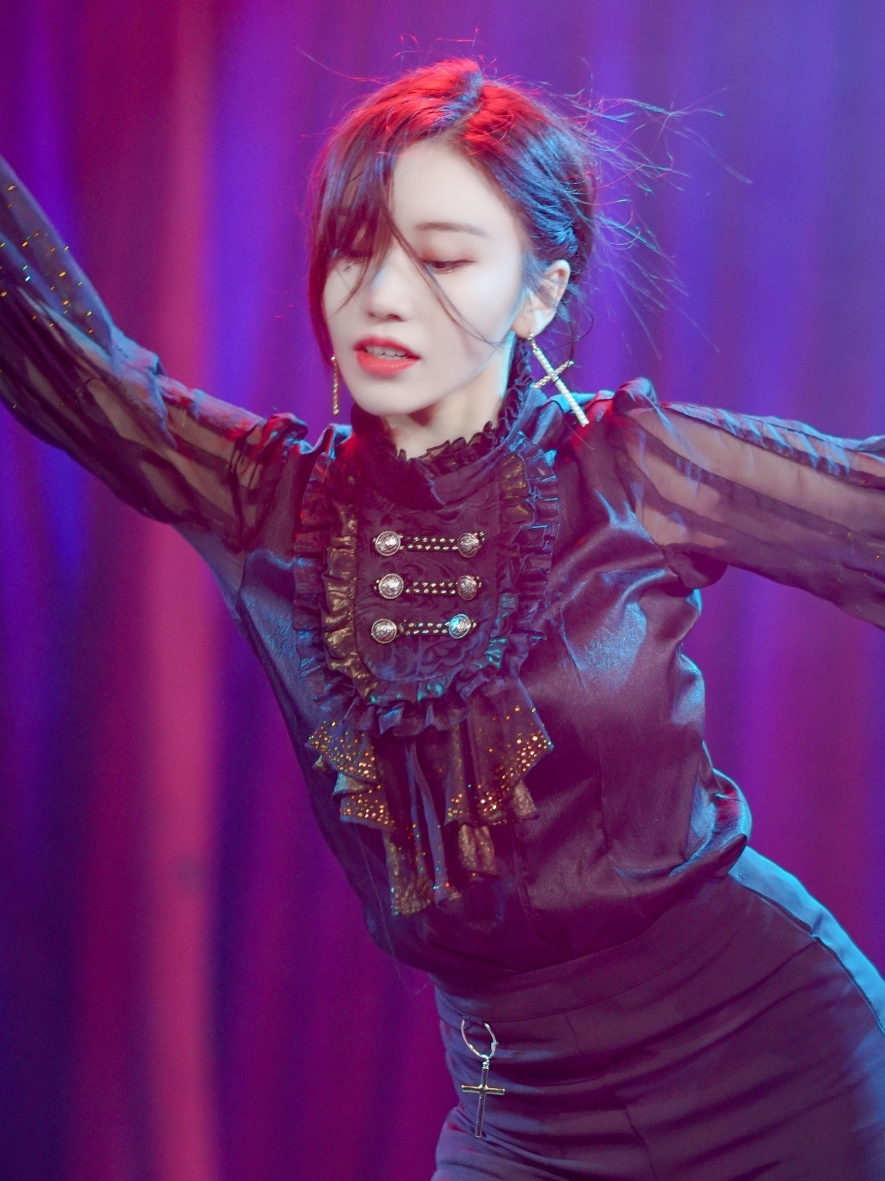  p data-id="2yddtuyuydy">冯雨停,1998年9月1